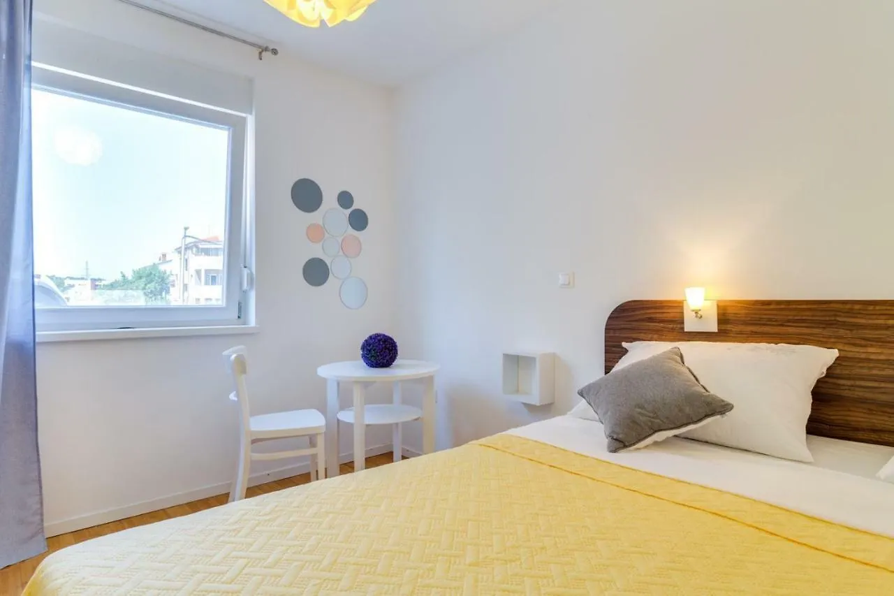 Charming And Sweet Apartment Vito In Pula
