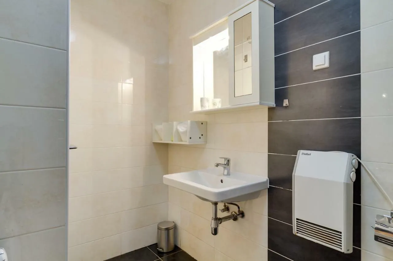Charming And Sweet Apartment Vito In Pula