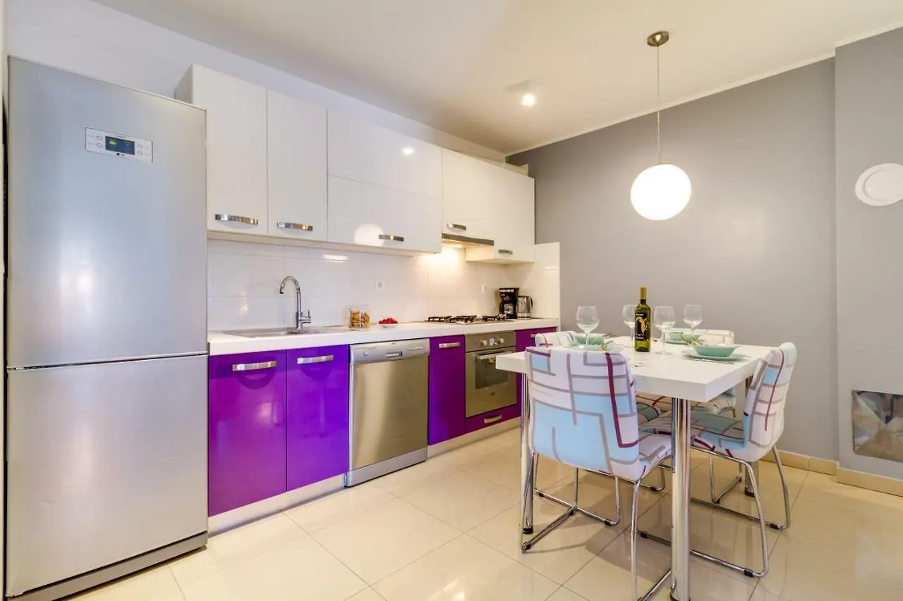 Charming And Sweet Apartment Vito In Pula